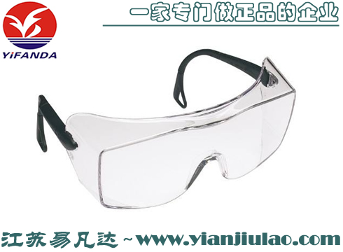 3M 12166防雾防刮擦防护眼镜(可佩戴近视镜使用)