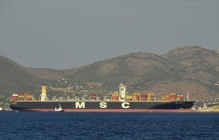 地中海航运一超大型箱船与渔船发生碰撞