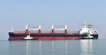 中航威海37650吨散货船AVIC388完成试航