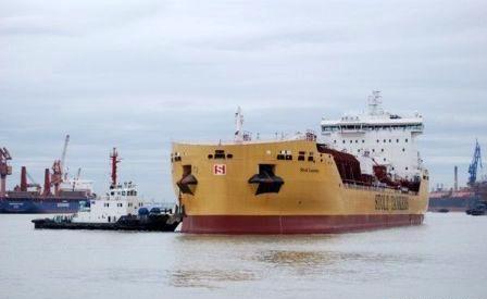 沪东中华38000吨化学品5号船完成洗涤塔提交